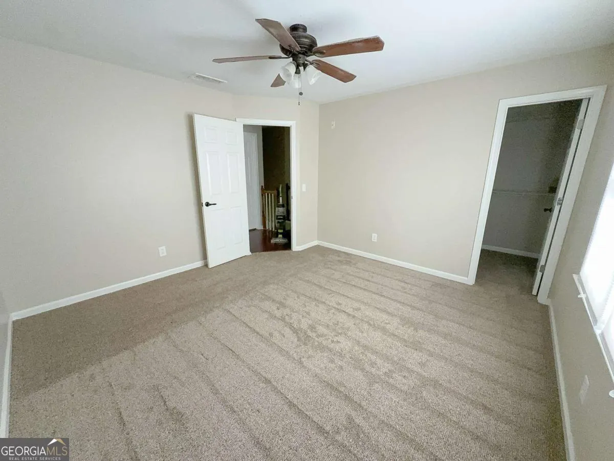 2845 Stratfield Court