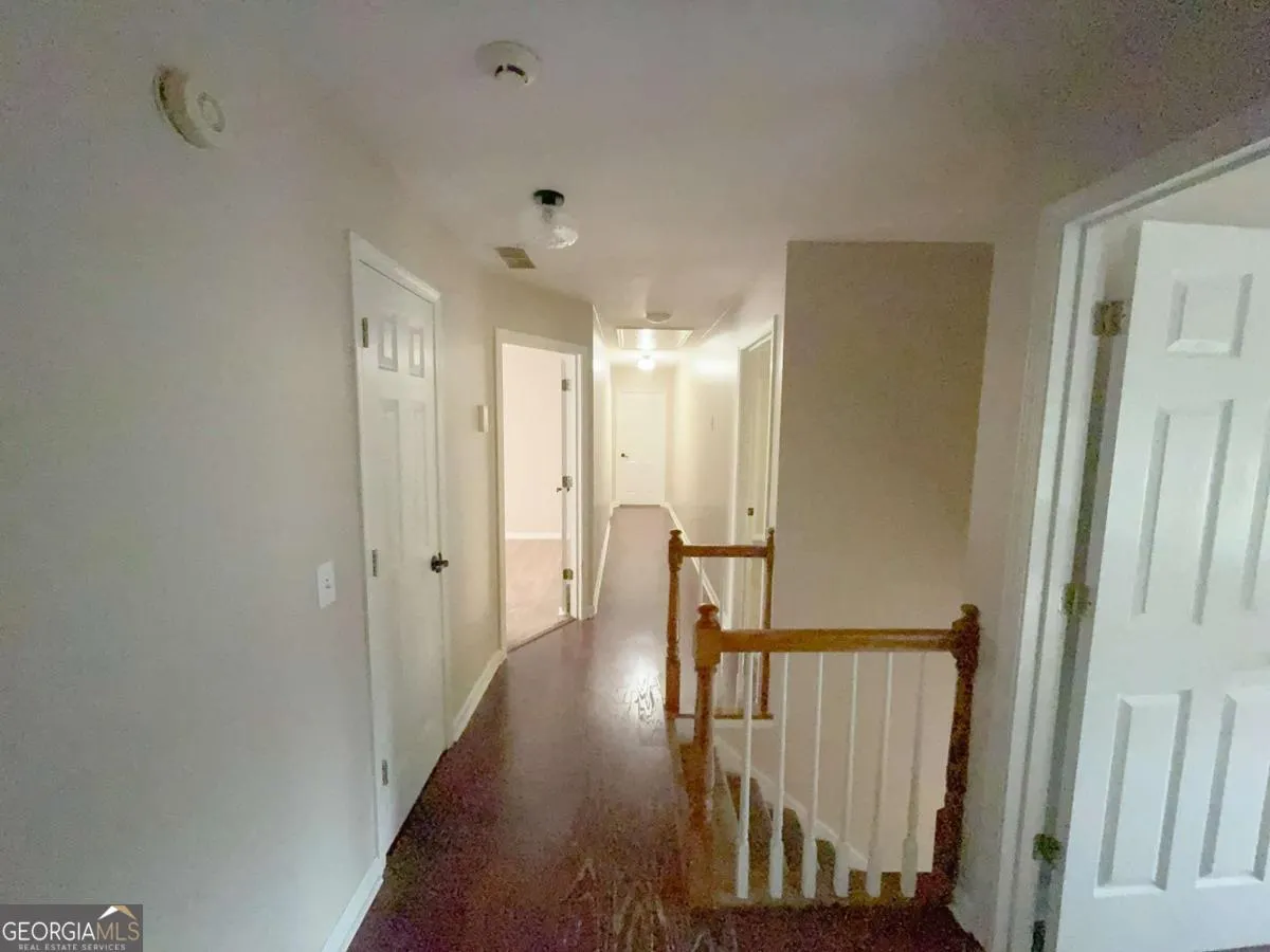 2845 Stratfield Court