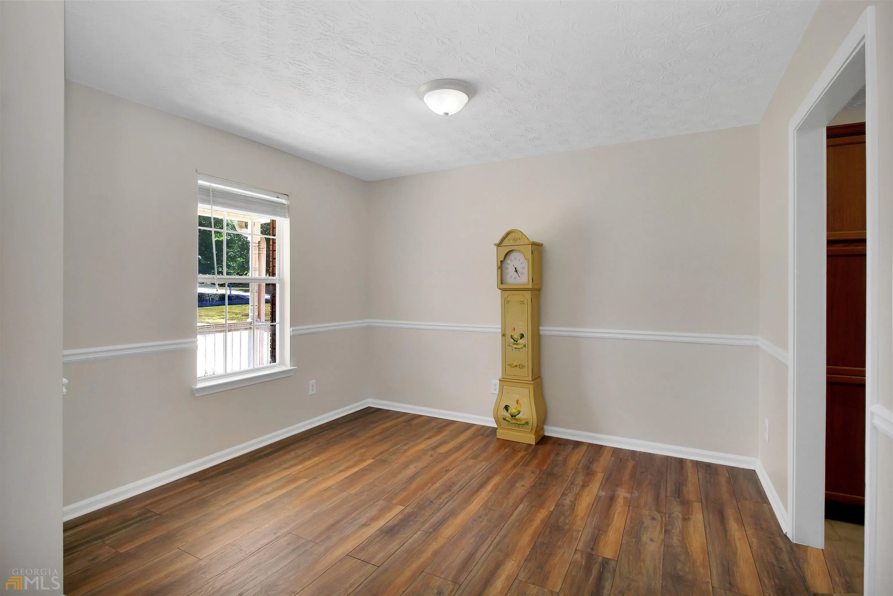 106 Meadow View Drive