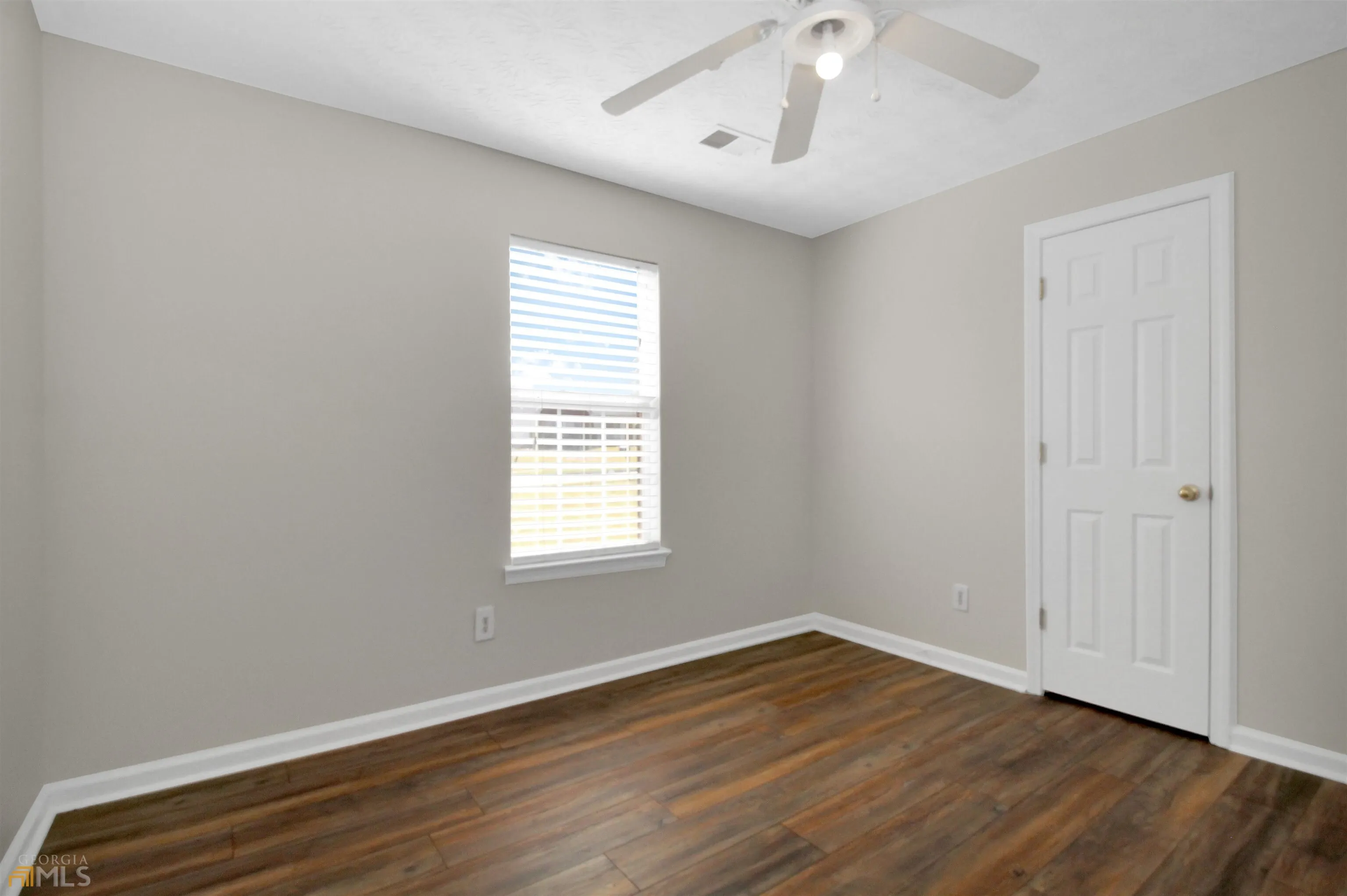 106 Meadow View Drive