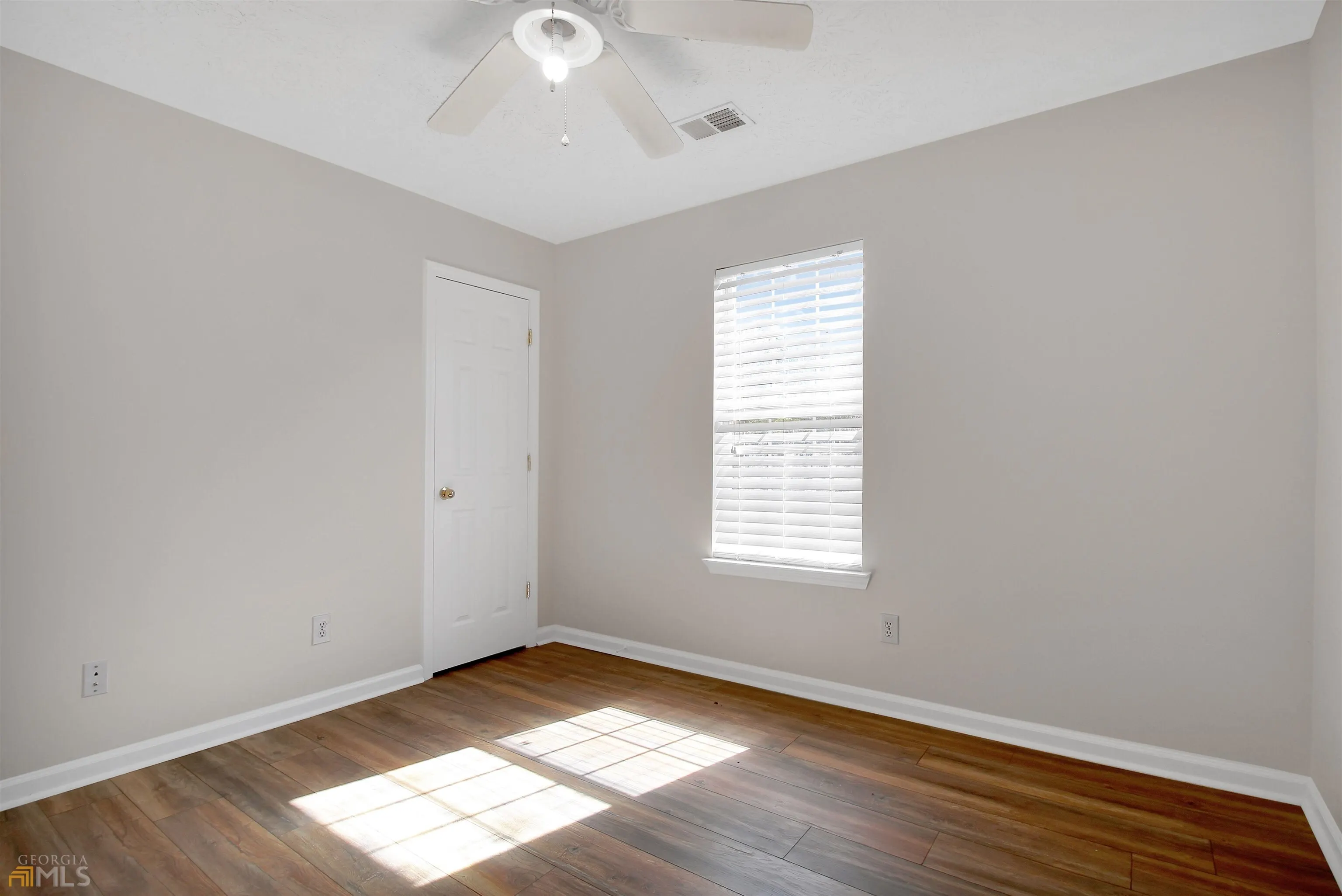 106 Meadow View Drive