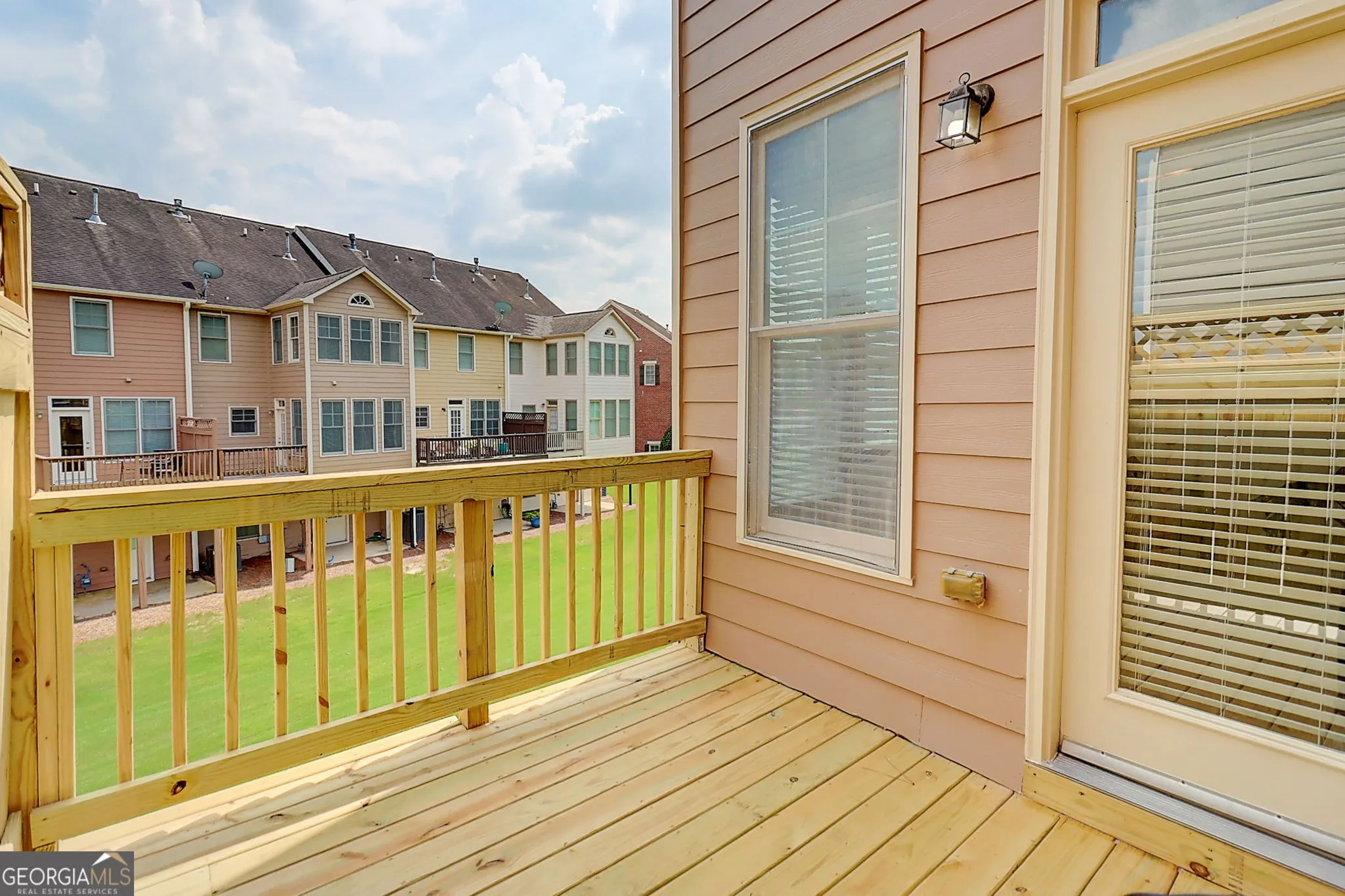 8 1160 Newpark View Place, #8