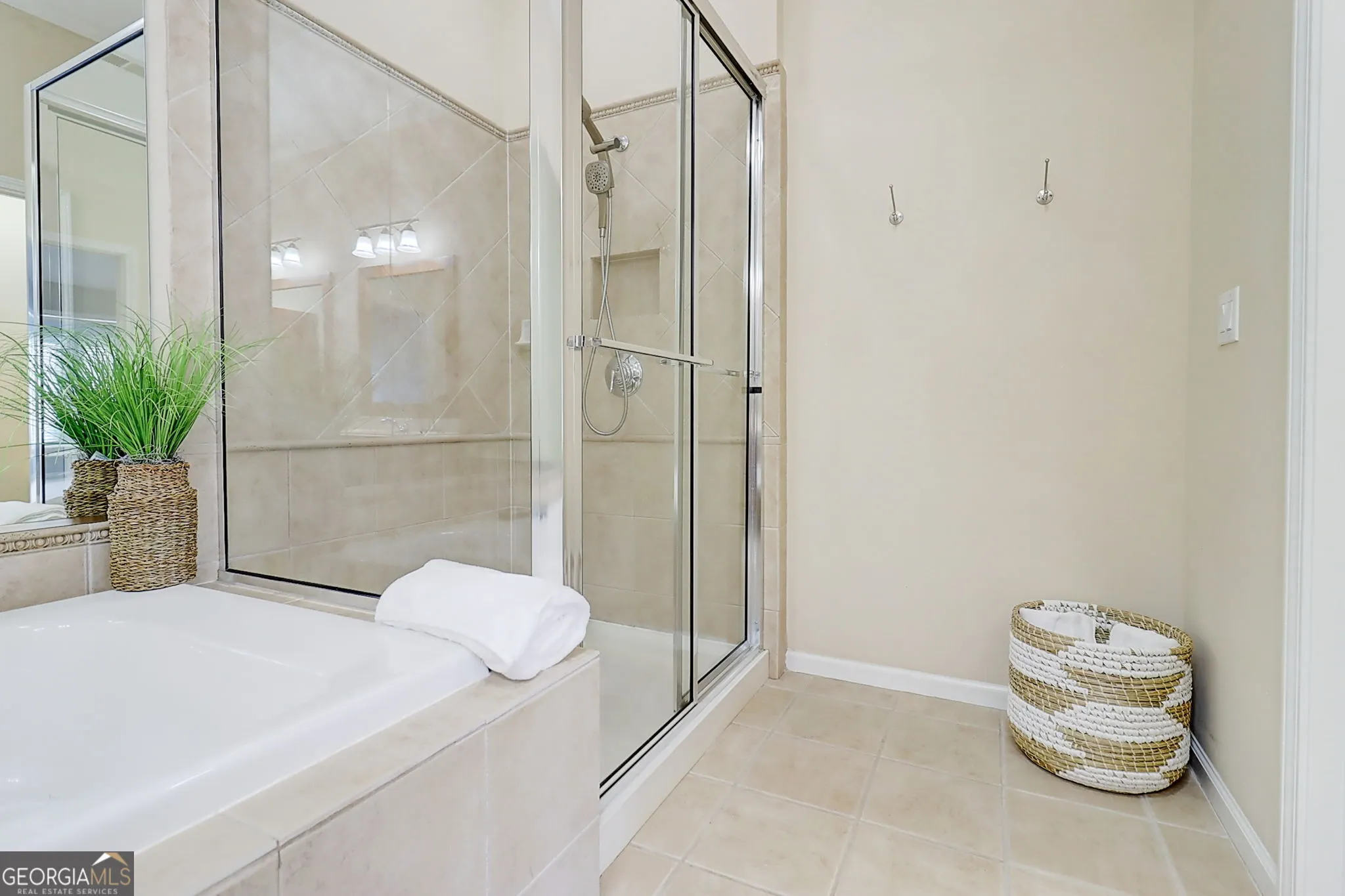 8 1160 Newpark View Place, #8