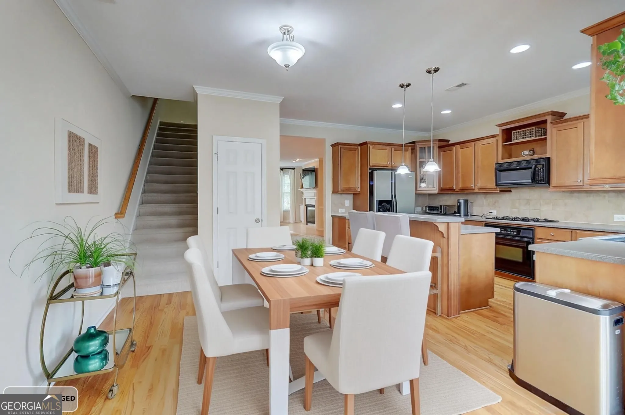 8 1160 Newpark View Place, #8