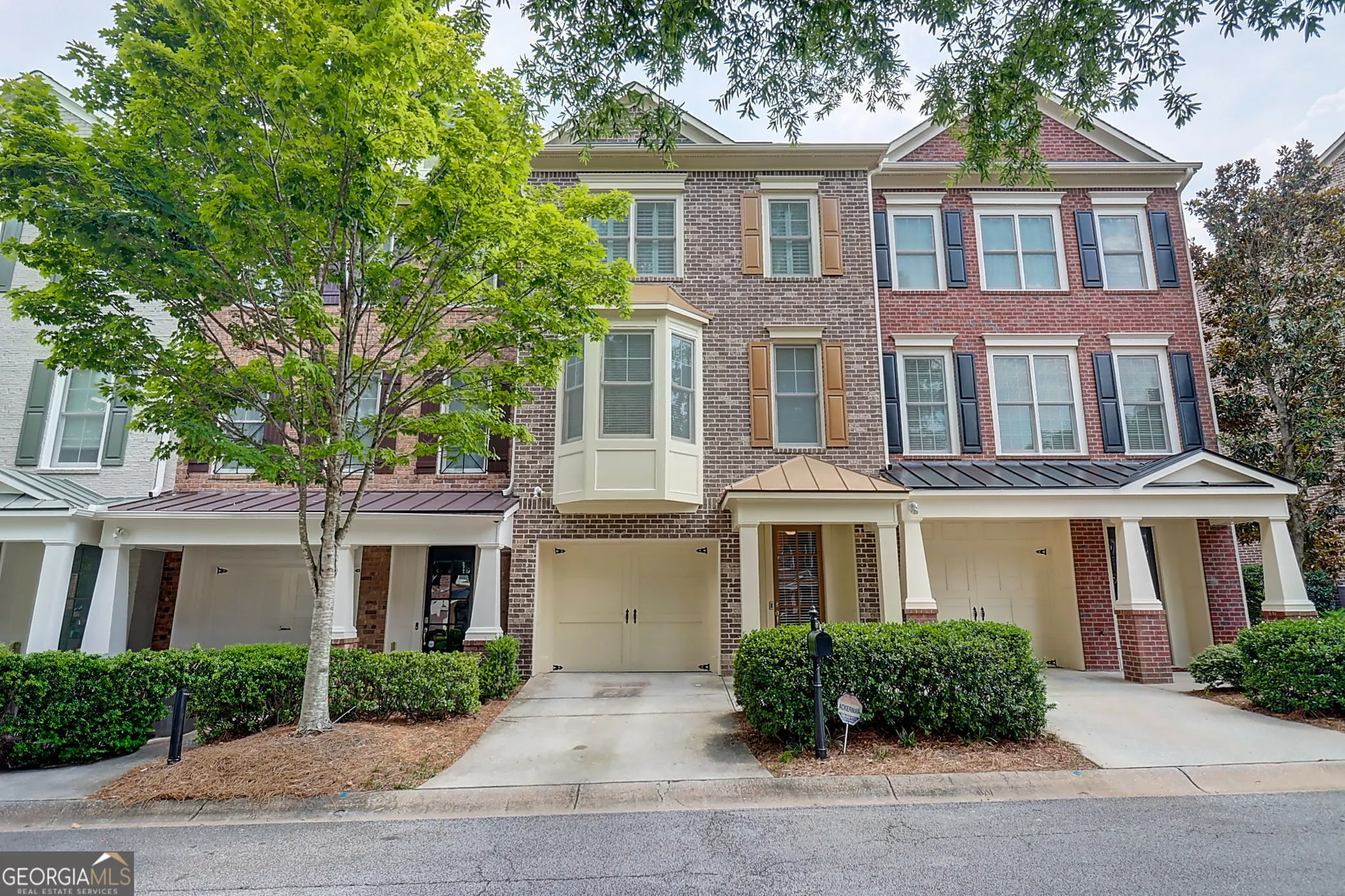 8 1160 Newpark View Place, #8
