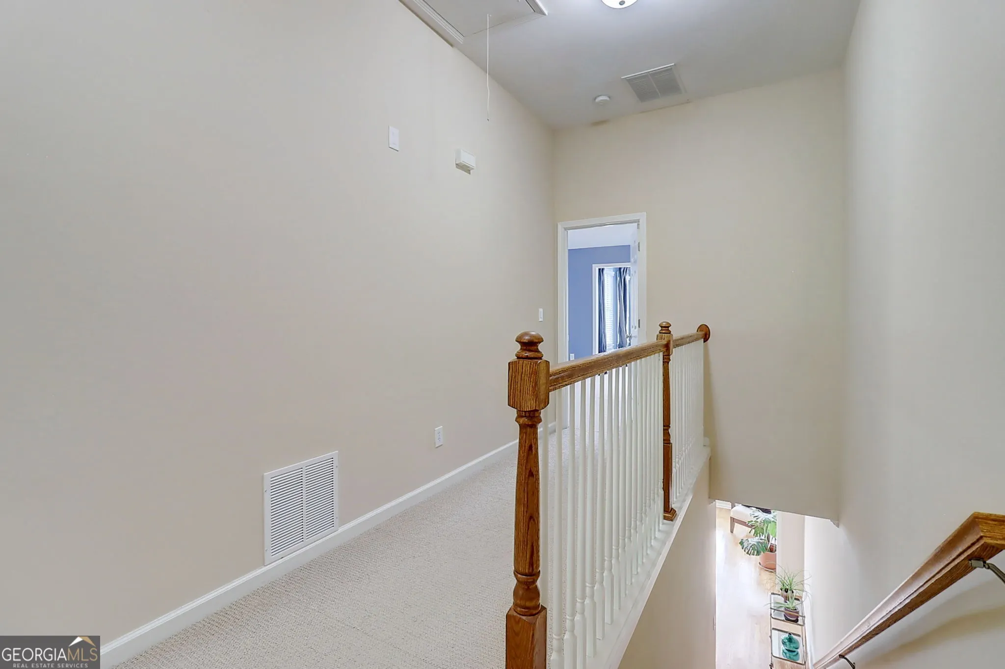 8 1160 Newpark View Place, #8