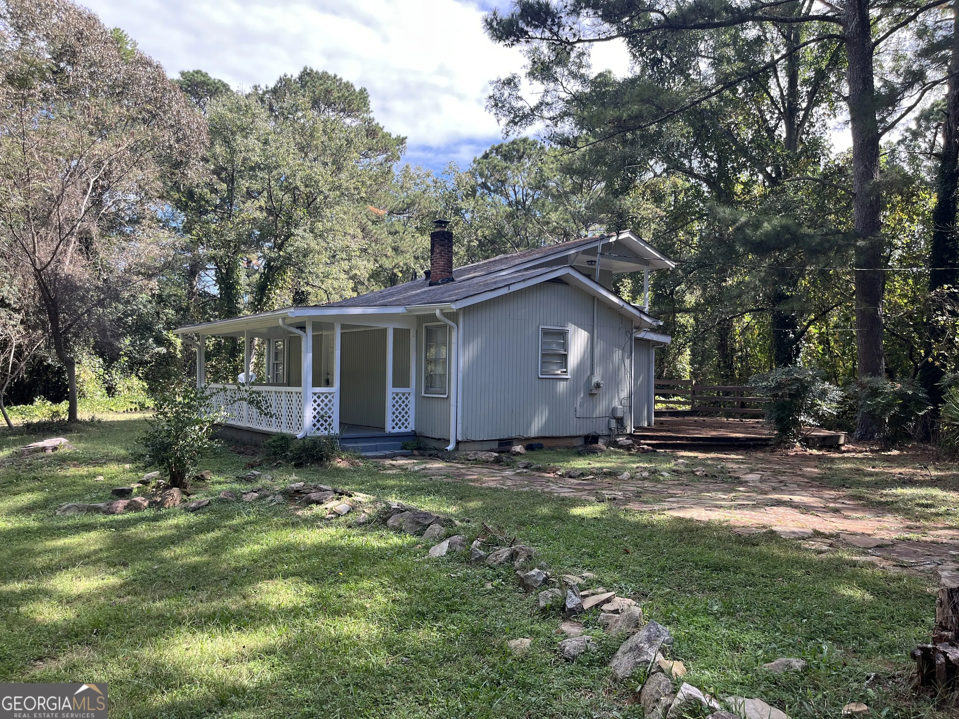 3043 Highway 81 S