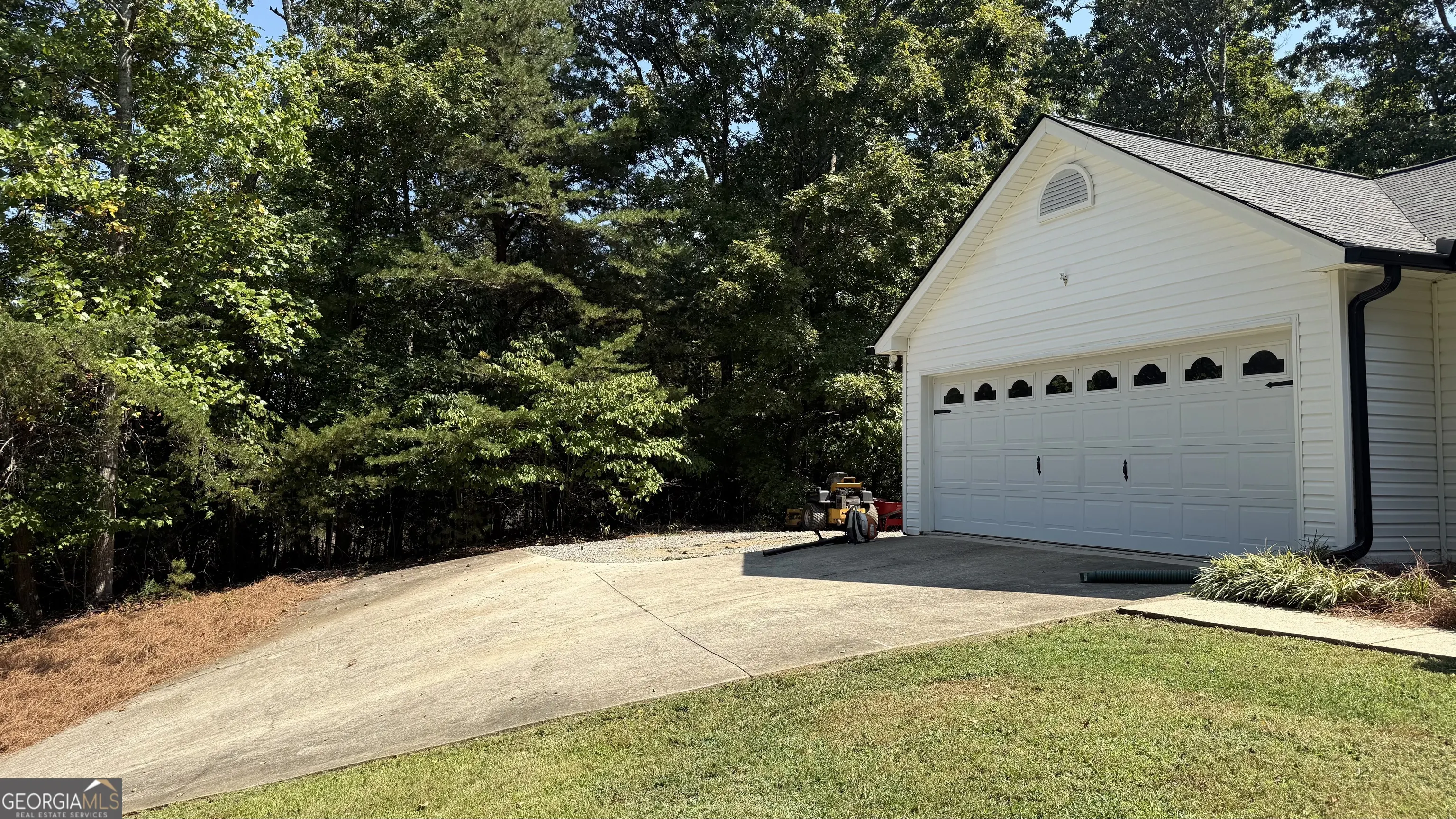 6258 Southern Magnolia Lane