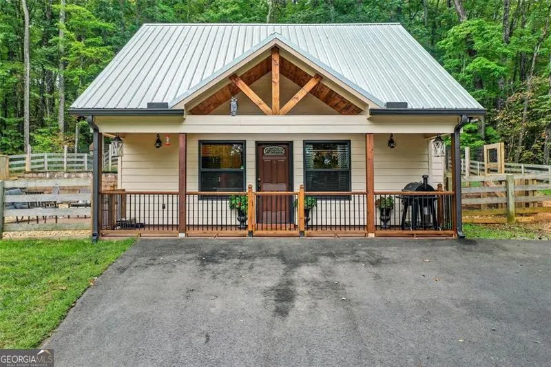 415 WOODS Road
