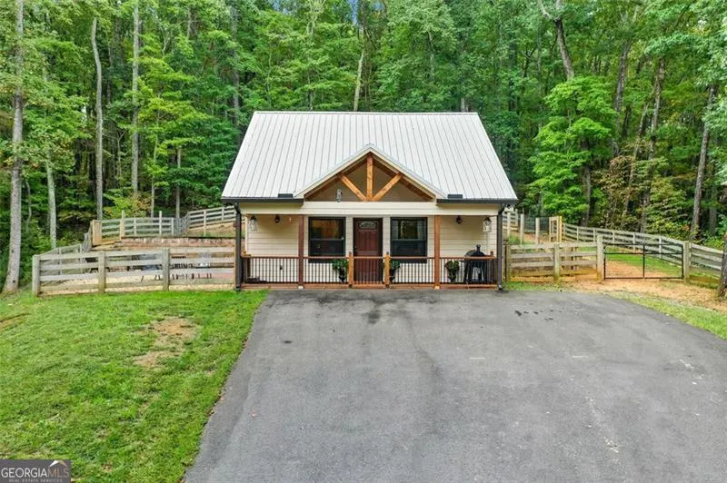 415 WOODS Road