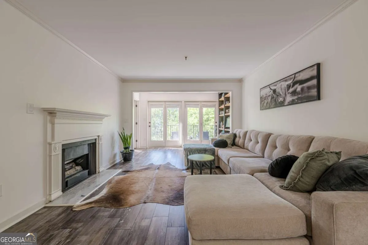 32 3203 Lenox Road NE, #32