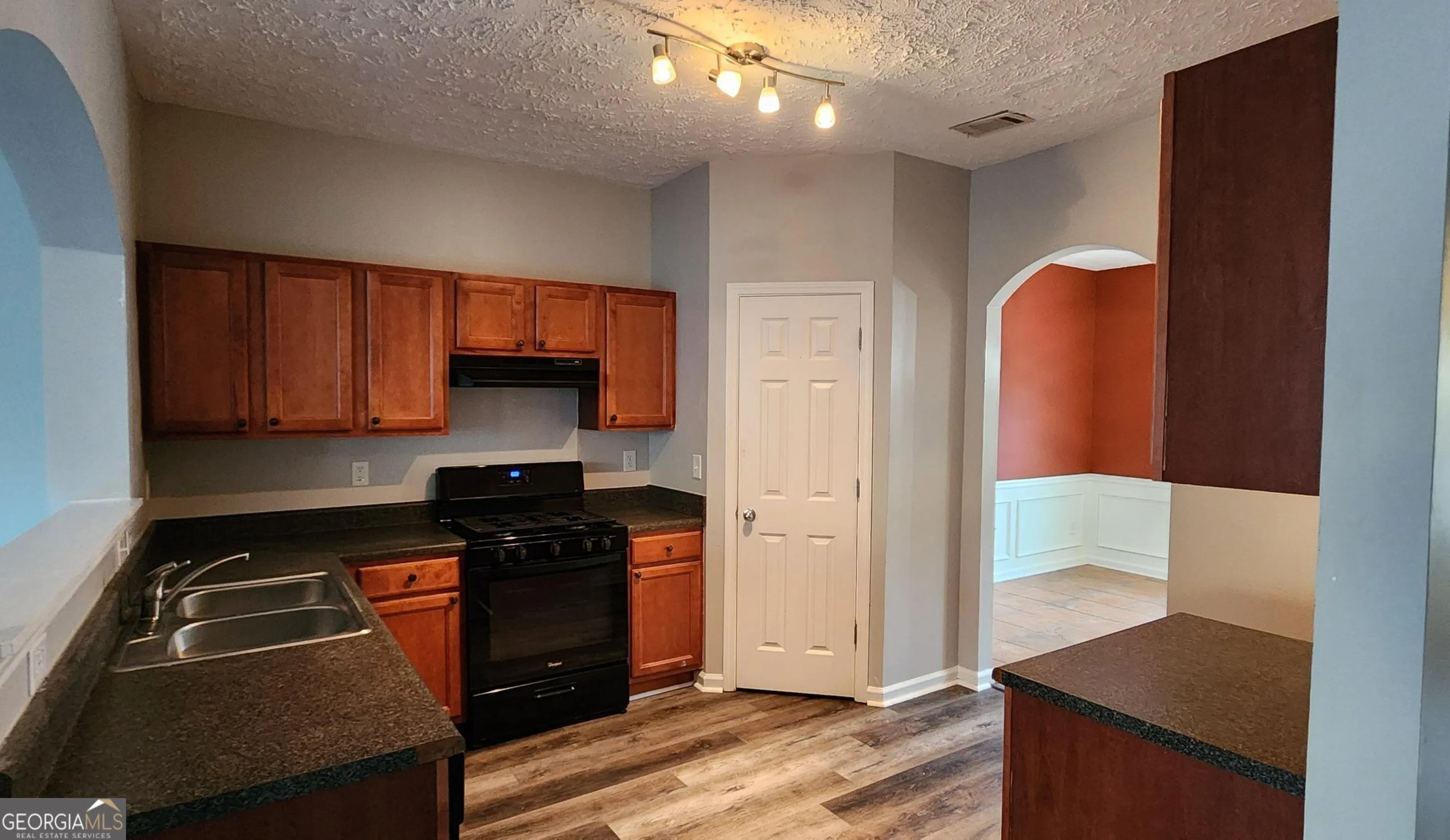 4128 Flat Trail