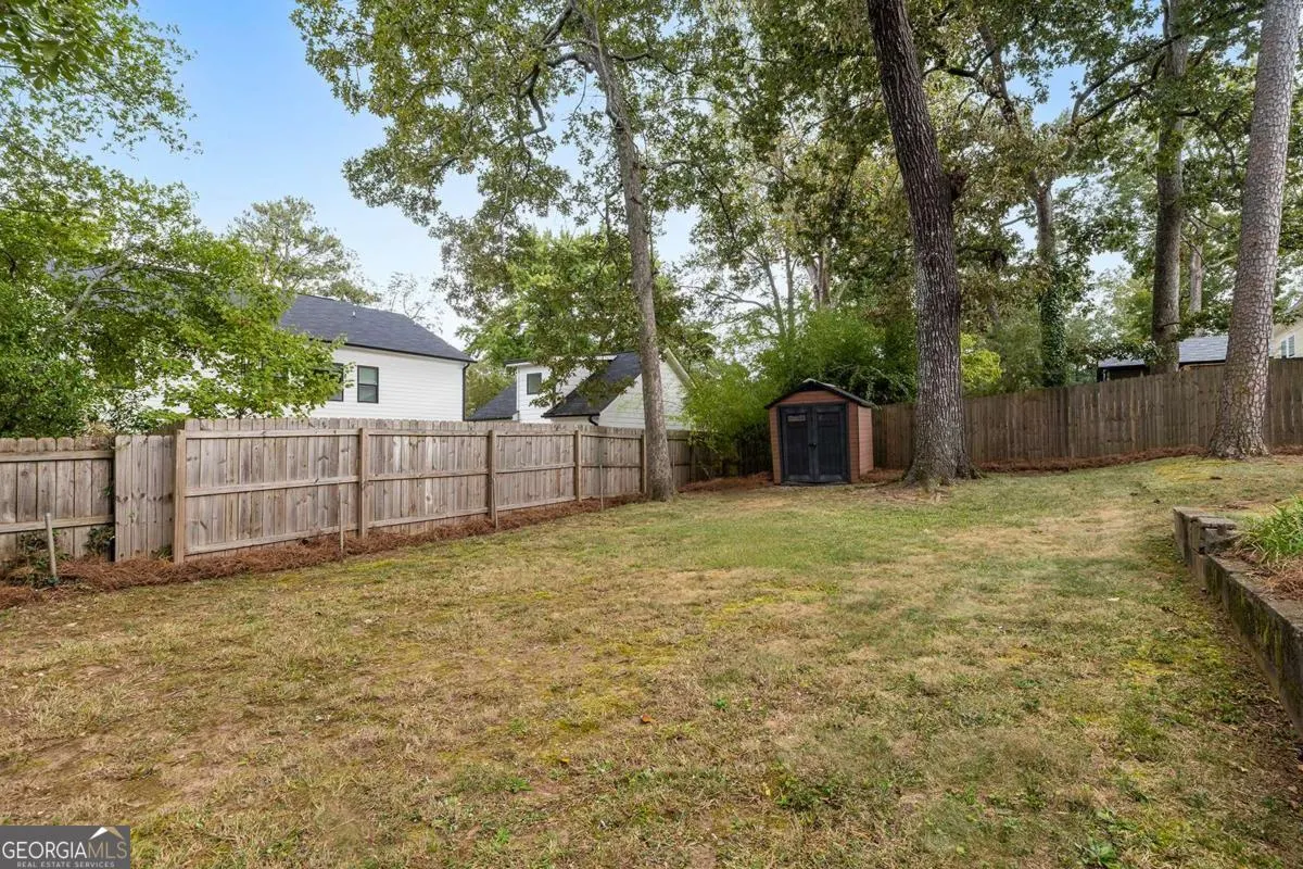 225 Martha Avenue NE