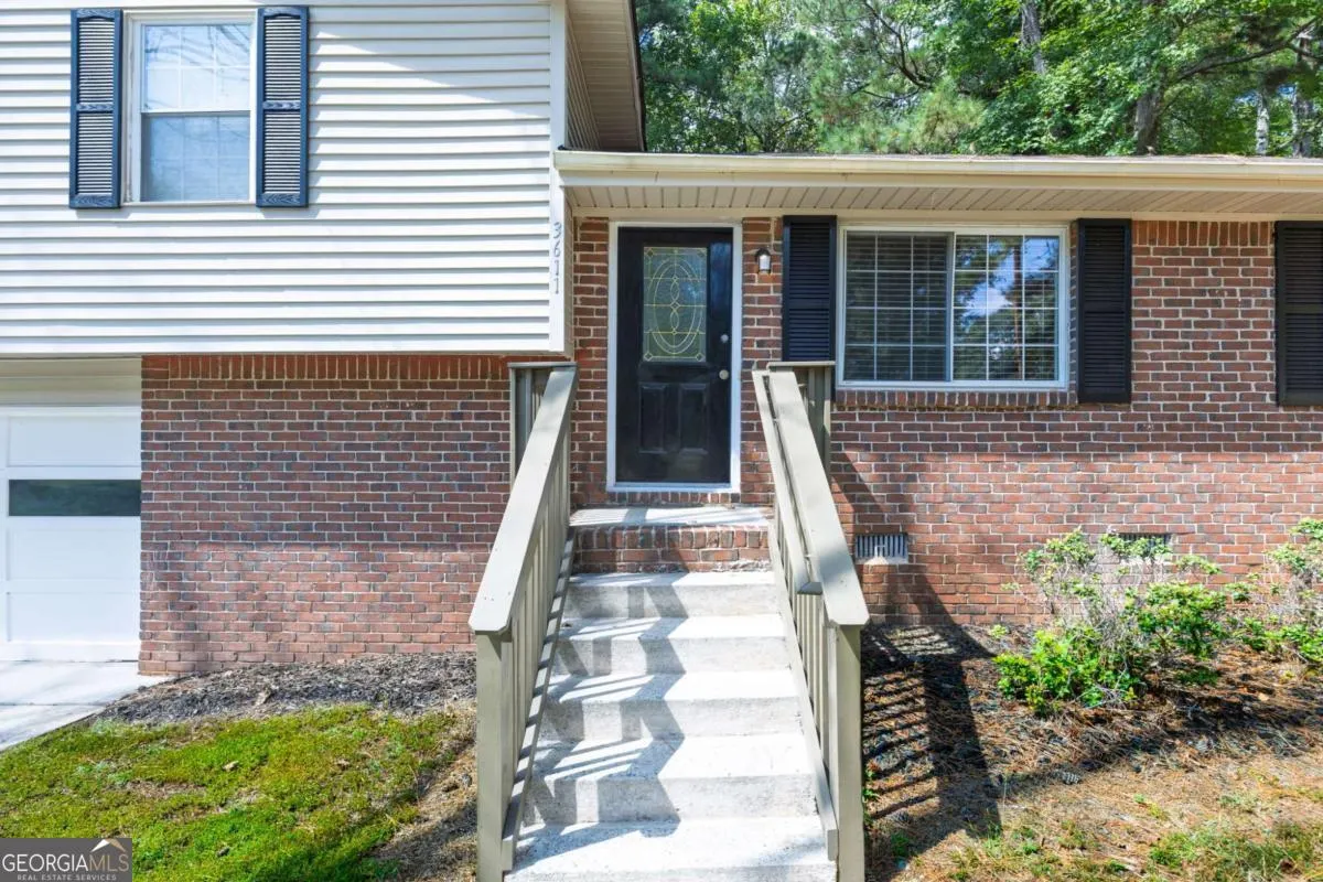 3611 Concordia Road