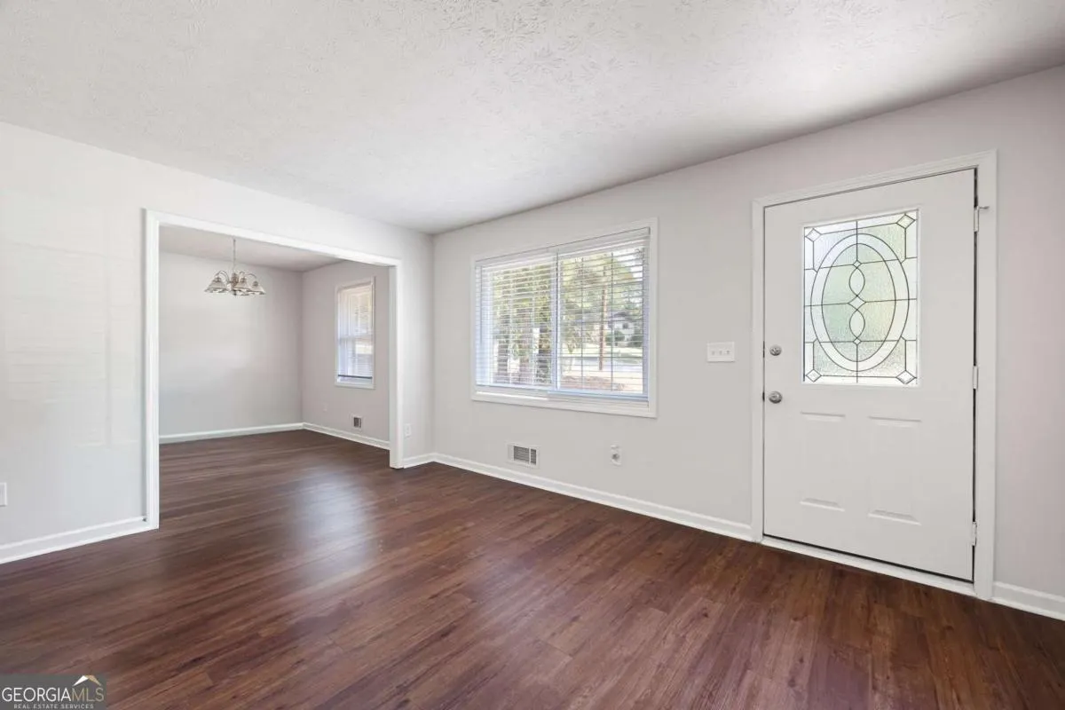 3611 Concordia Road
