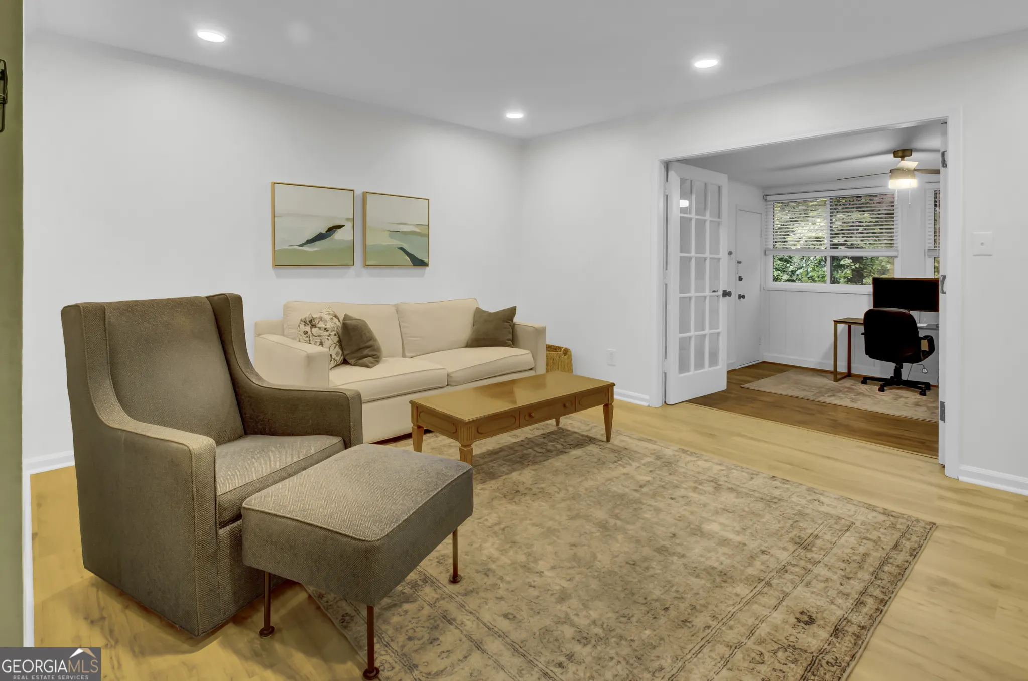 12 Vista Square NW