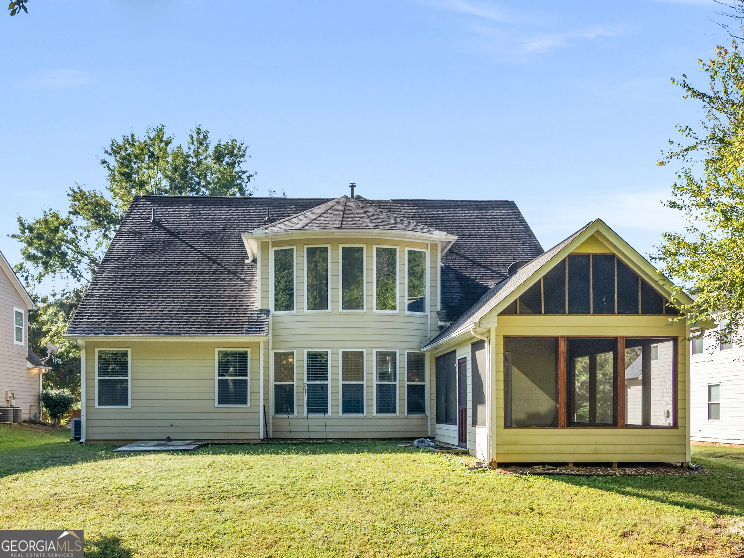 2320 McIntosh Drive