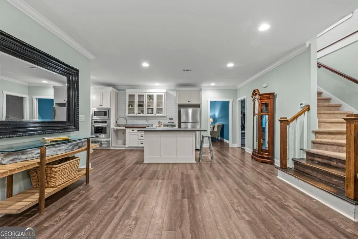 1021 Emerald View Drive