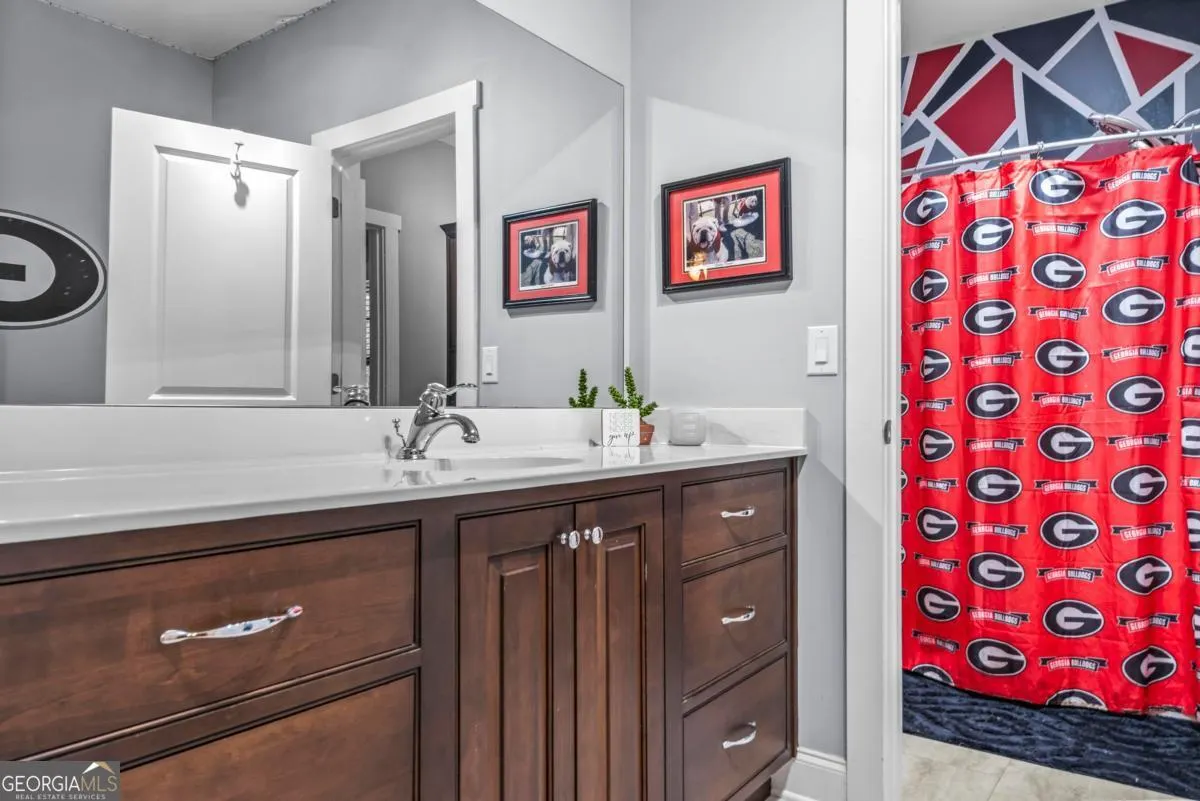 1021 Emerald View Drive