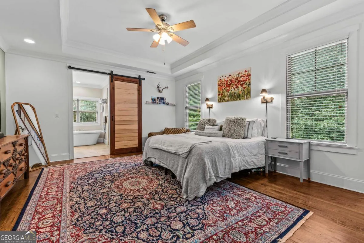 1021 Emerald View Drive