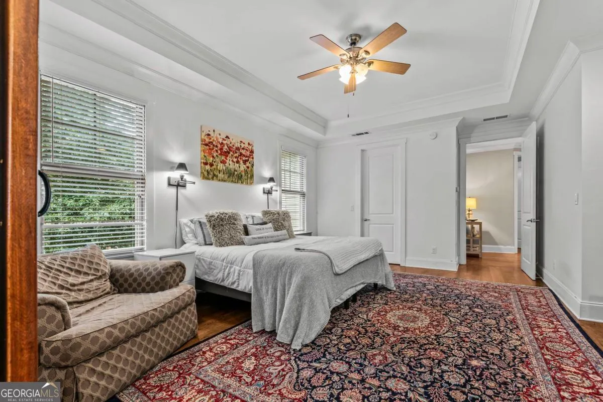 1021 Emerald View Drive