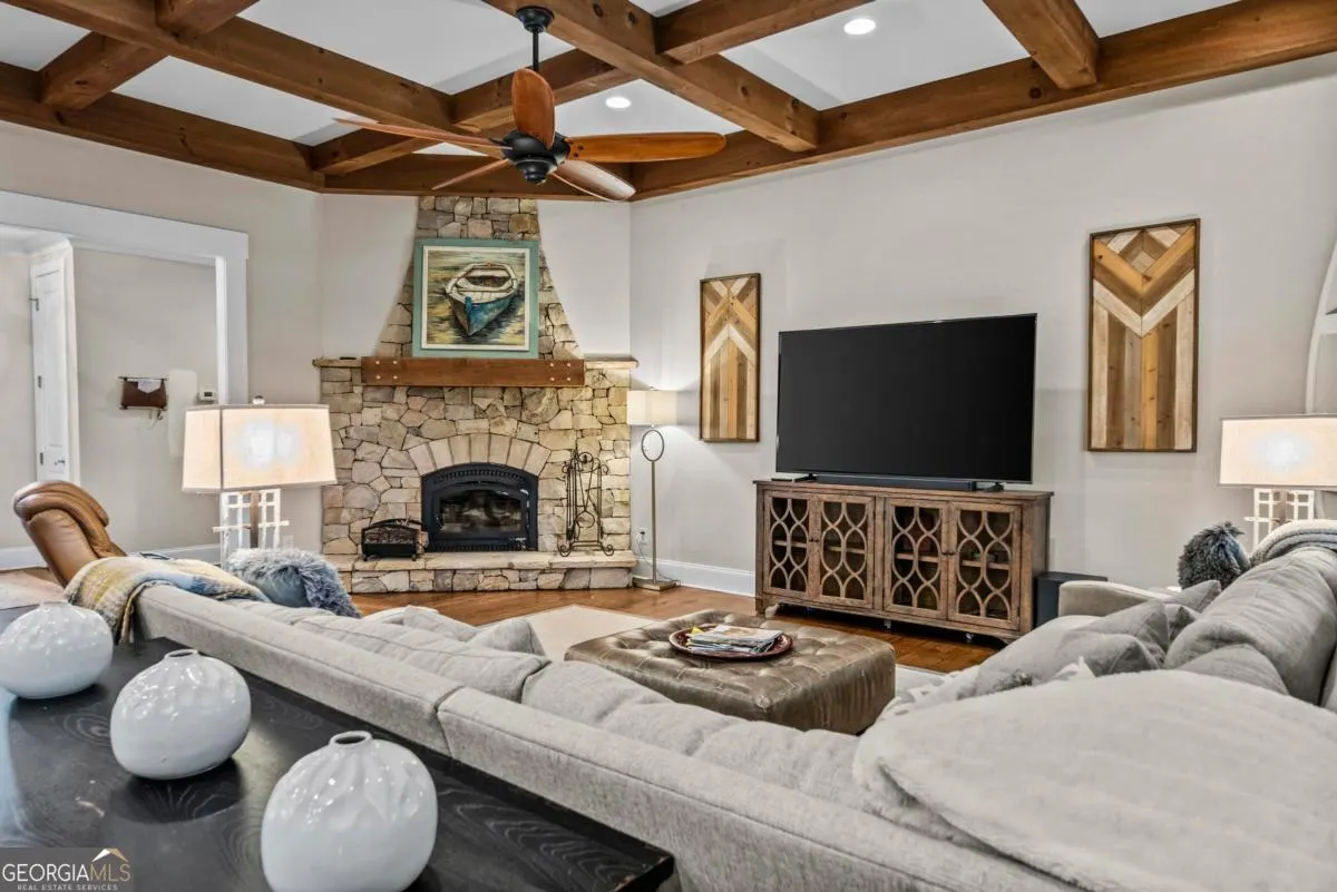 1021 Emerald View Drive