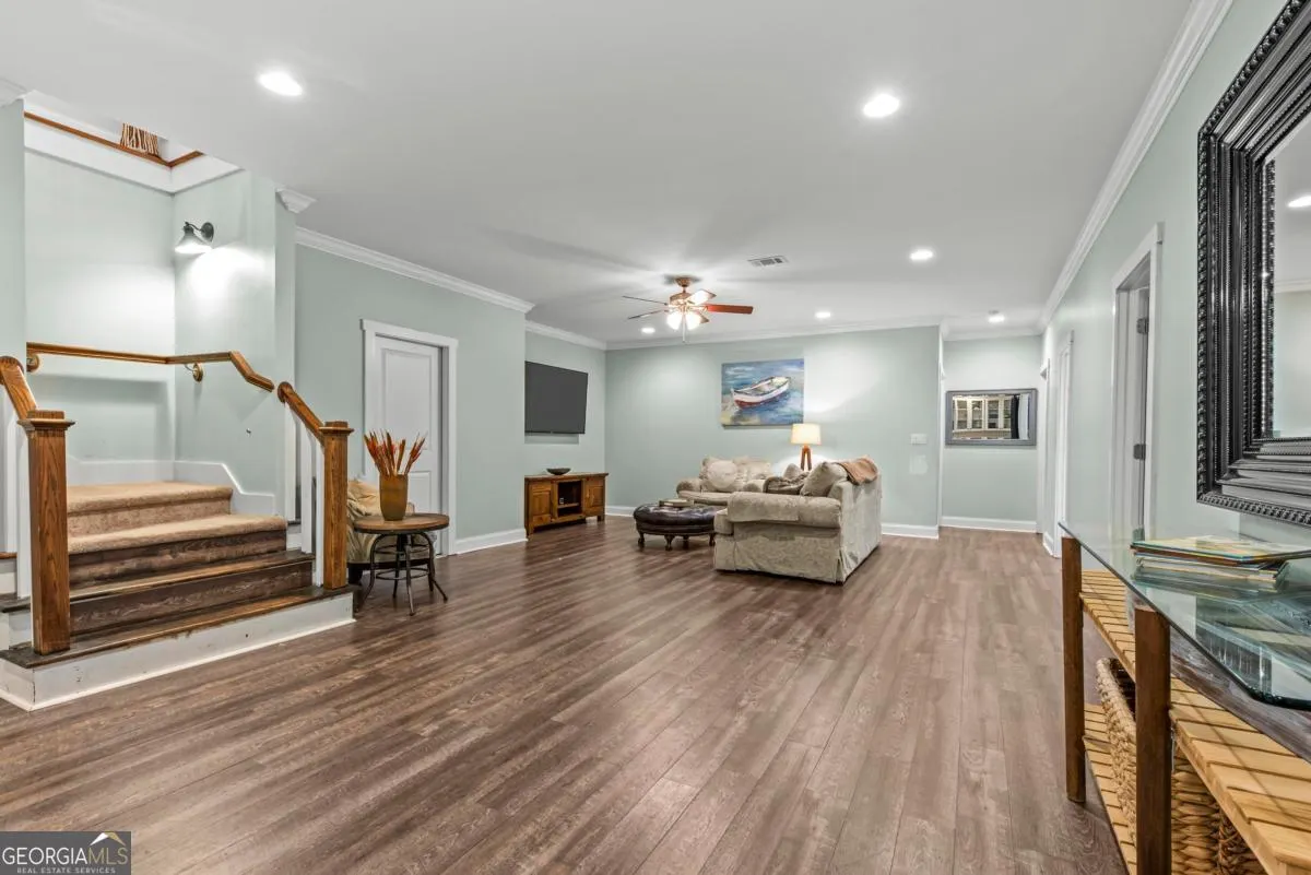 1021 Emerald View Drive