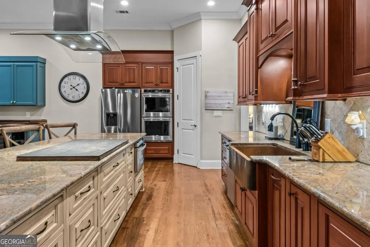 1021 Emerald View Drive