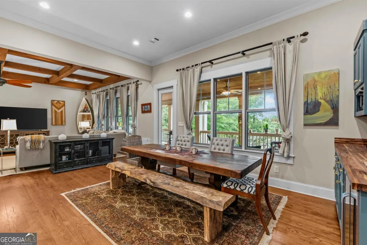 1021 Emerald View Drive