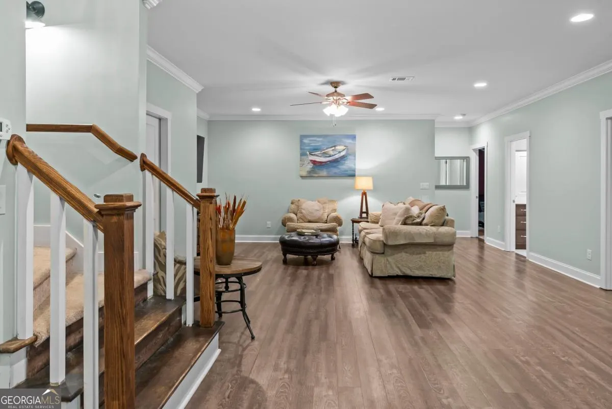 1021 Emerald View Drive