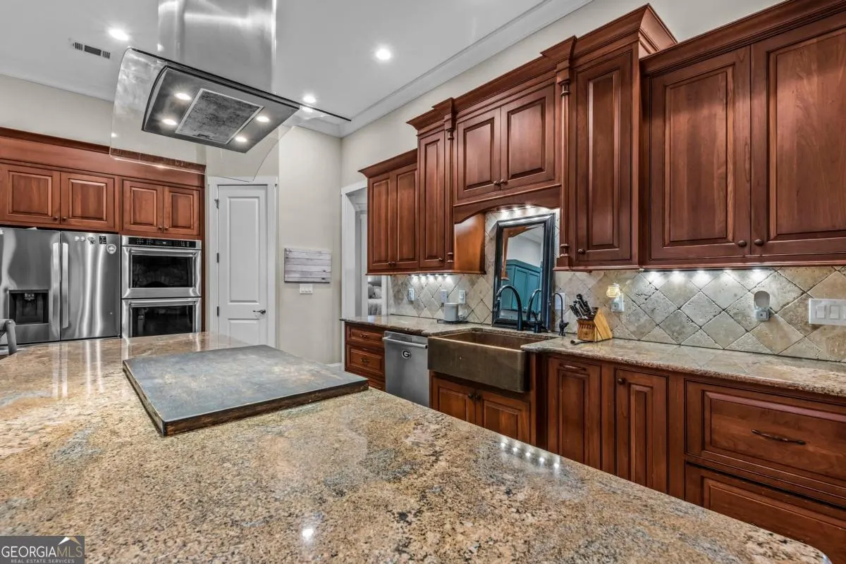 1021 Emerald View Drive
