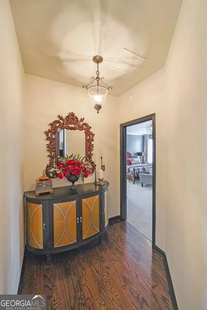 1618 Rocky Knoll Lane