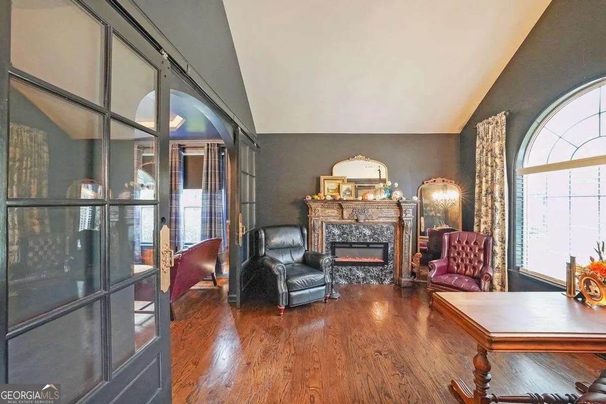 1618 Rocky Knoll Lane