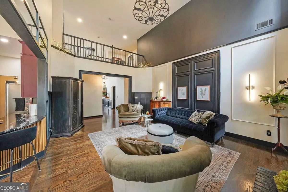1618 Rocky Knoll Lane