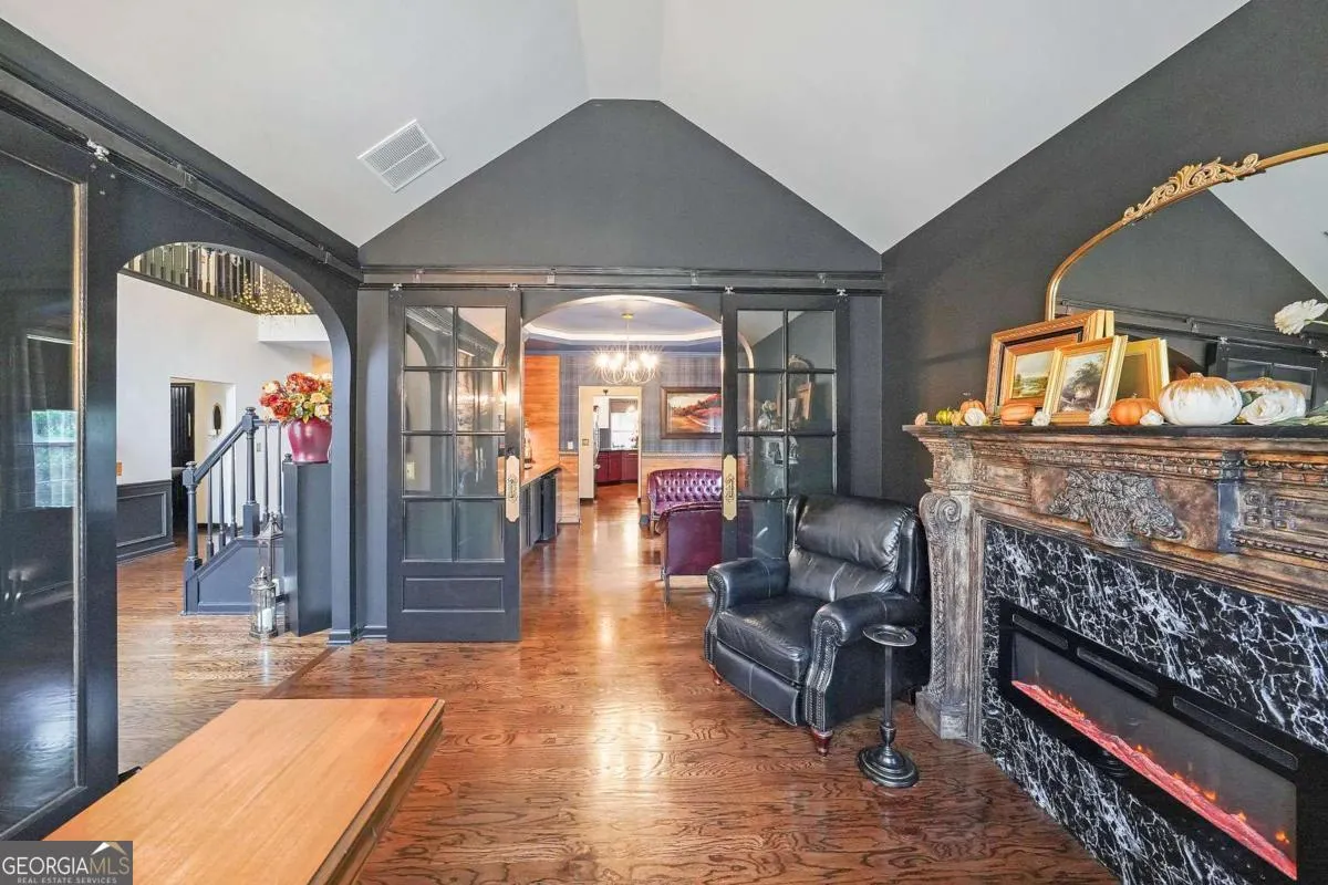 1618 Rocky Knoll Lane