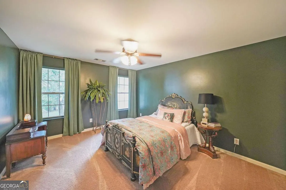 1618 Rocky Knoll Lane