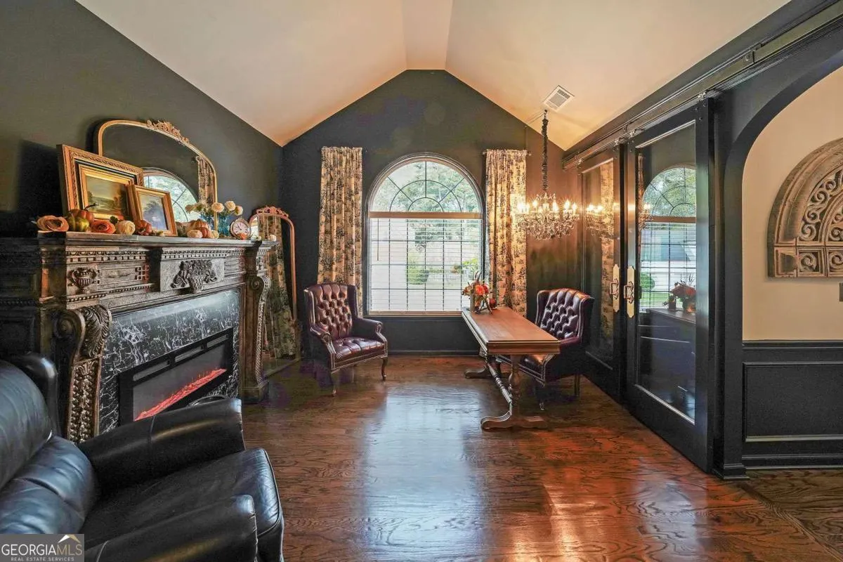 1618 Rocky Knoll Lane