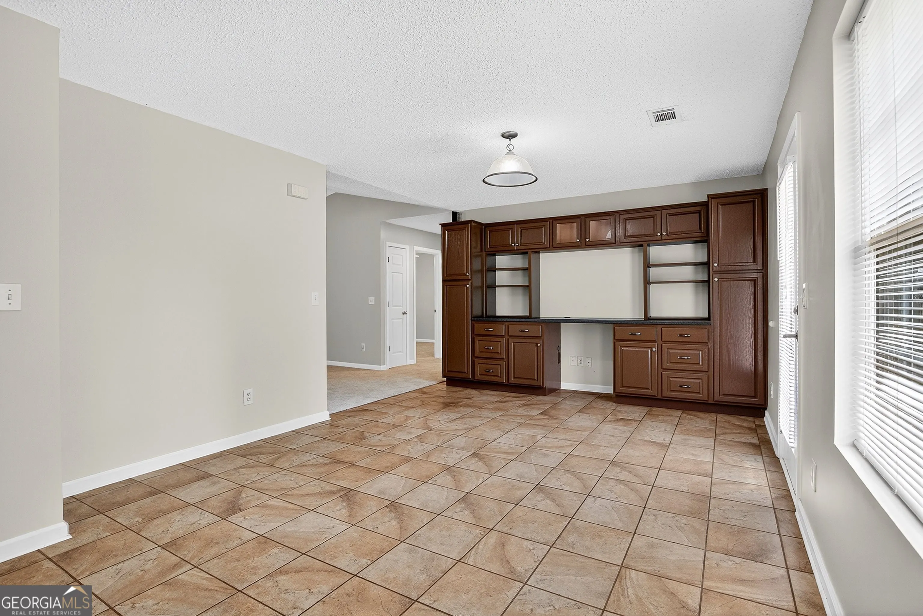 4583 Gordon Road