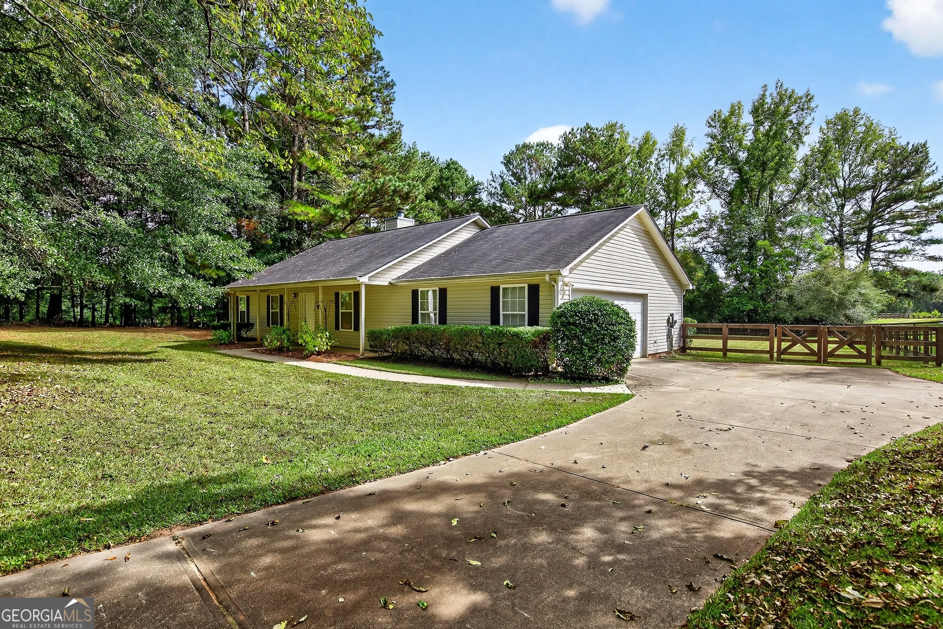 4583 Gordon Road