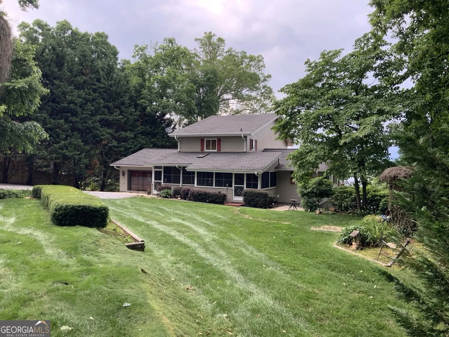 2734 Hidden Valley Road