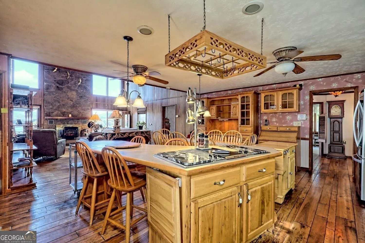 2734 Hidden Valley Road