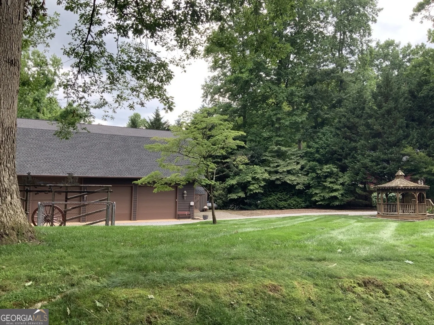 2734 Hidden Valley Road