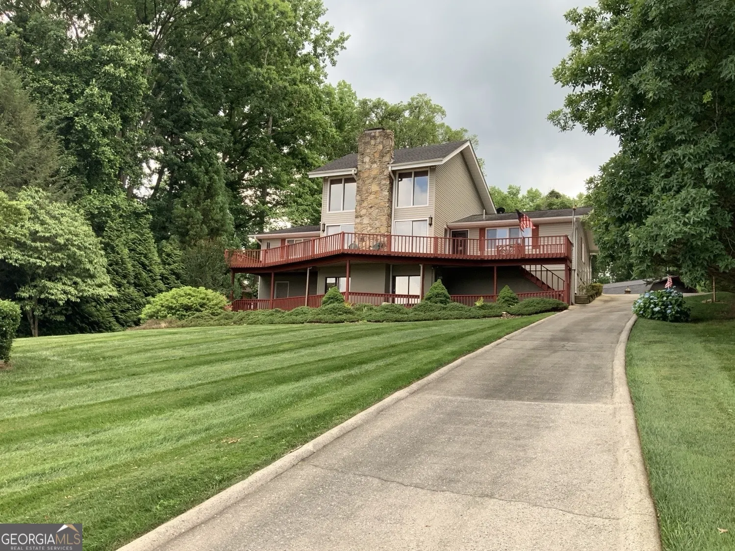 2734 Hidden Valley Road