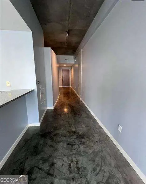 411 335 W Ponce De Leon Avenue, #411