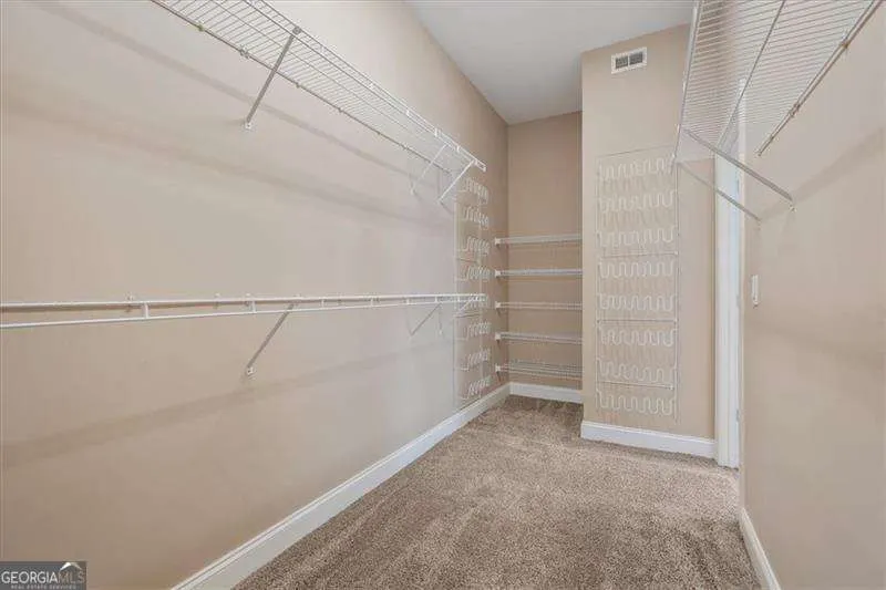 1065 Beacon Hill Crossing