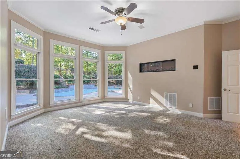1065 Beacon Hill Crossing