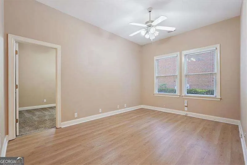 1065 Beacon Hill Crossing