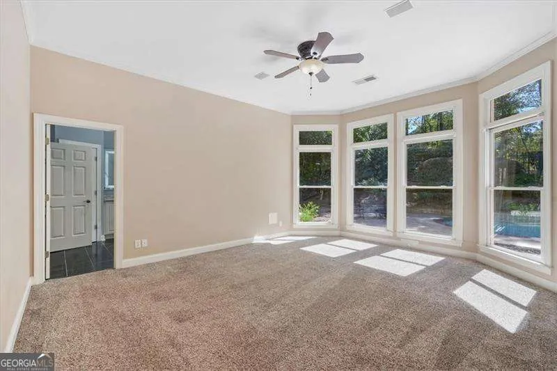 1065 Beacon Hill Crossing