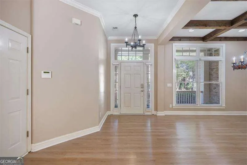 1065 Beacon Hill Crossing
