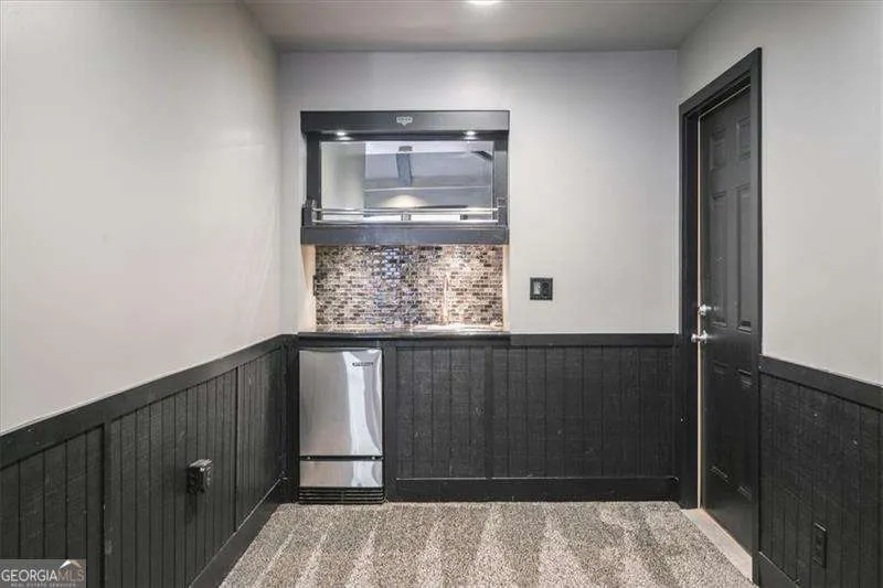 1065 Beacon Hill Crossing